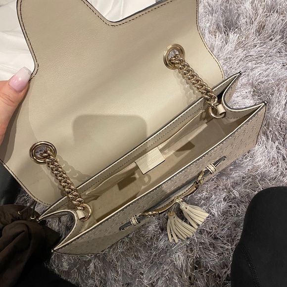 Gucci purse - Picture 2 of 4